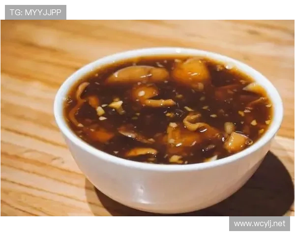 张楠早上发张早餐图：鹅肝配蛋白粉，隔壁大妈直接怀疑人生