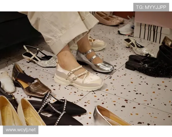 张家齐比赛后直接买了鞋柜？这鞋数怕是能开小店了吧！